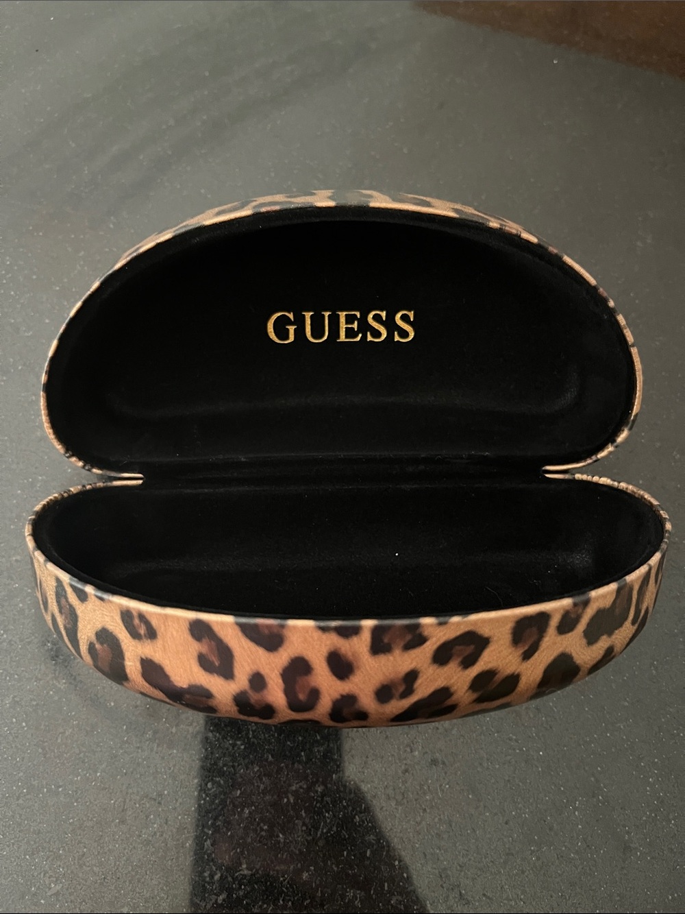 Guess eye glass case hard durable new